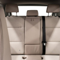 Back seat restraits Back seat restraits
